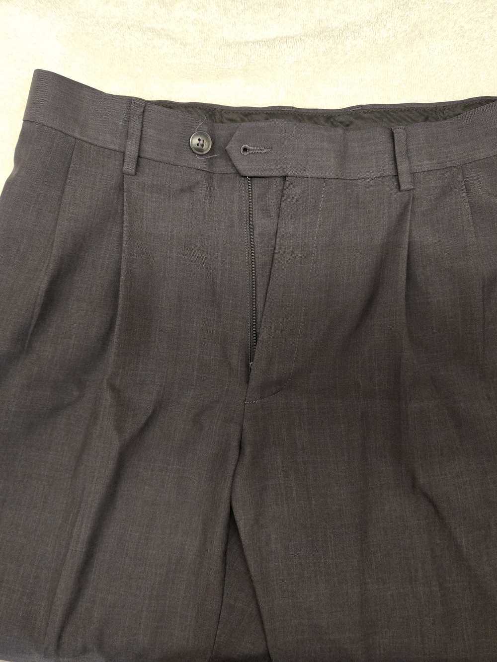 Haggar Eclo Stria Men’s Pleated Front Dress Pants